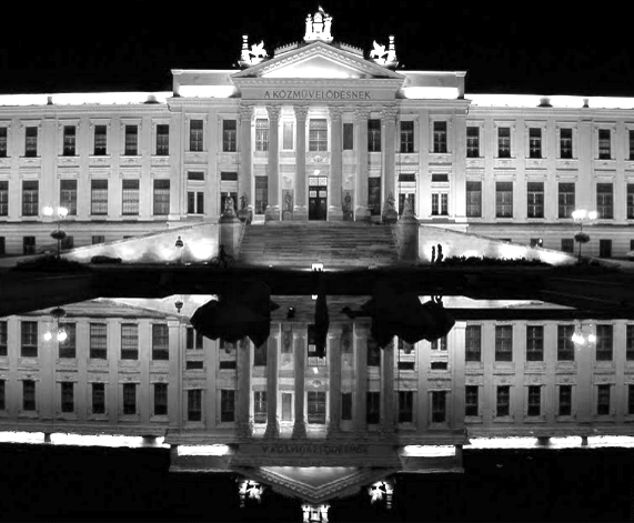 A víz és a szennyvízhálózat emberi jog!