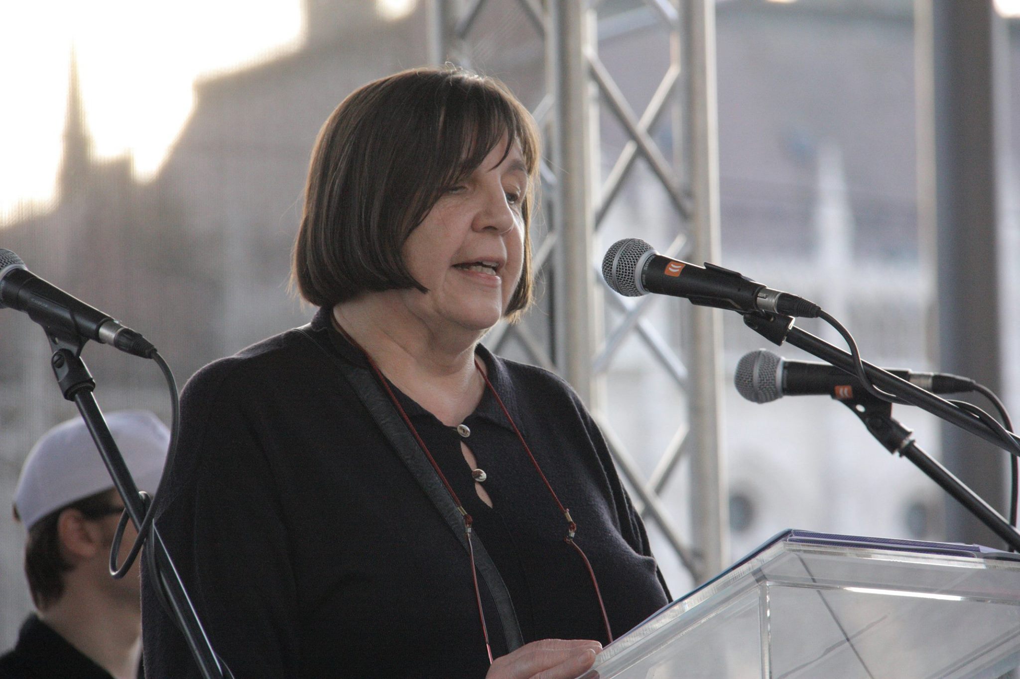 Villon: „…most is fogjam be a pofámat?”