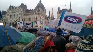 Hír TV Newsroom –  Csóti Csaba a petícióról