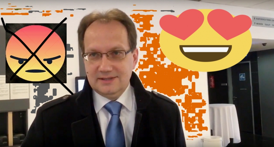 Flashmob, államtitkár, bér