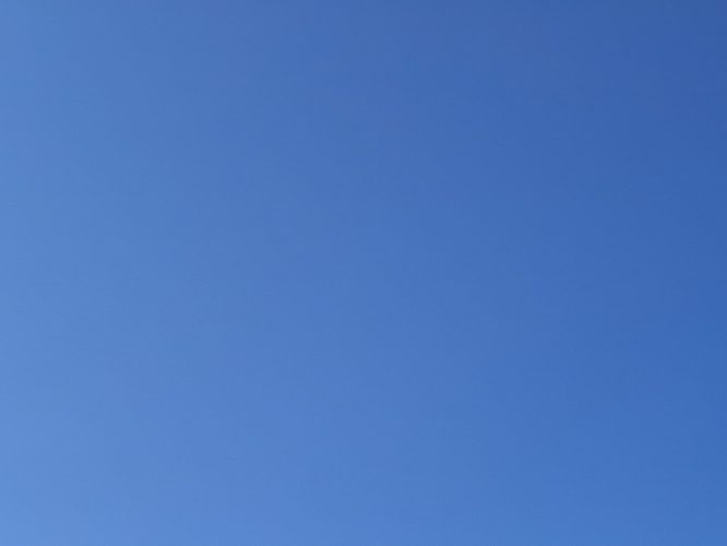 20250427_170912(0)kék-